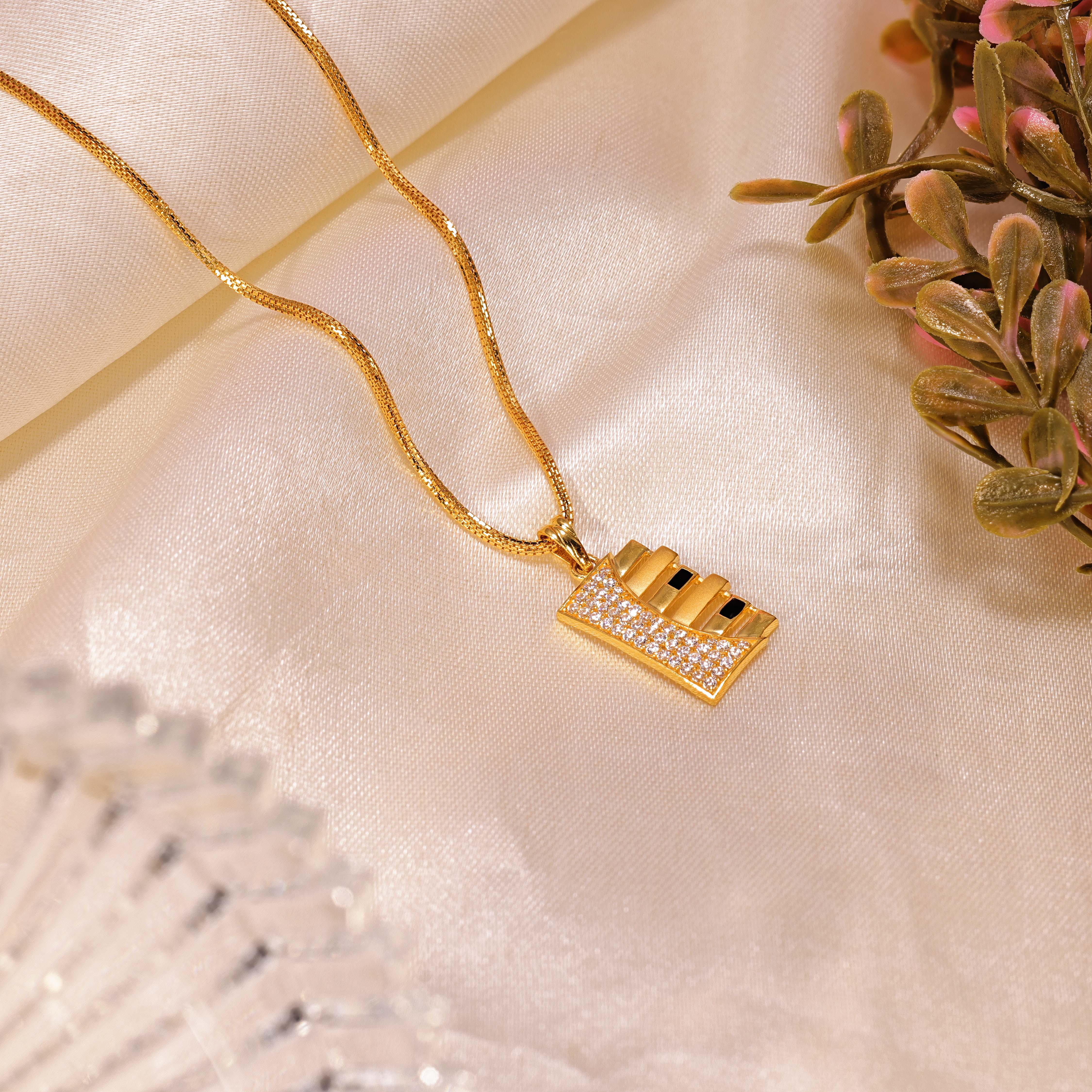 Melati Necklace - Gold main image 0