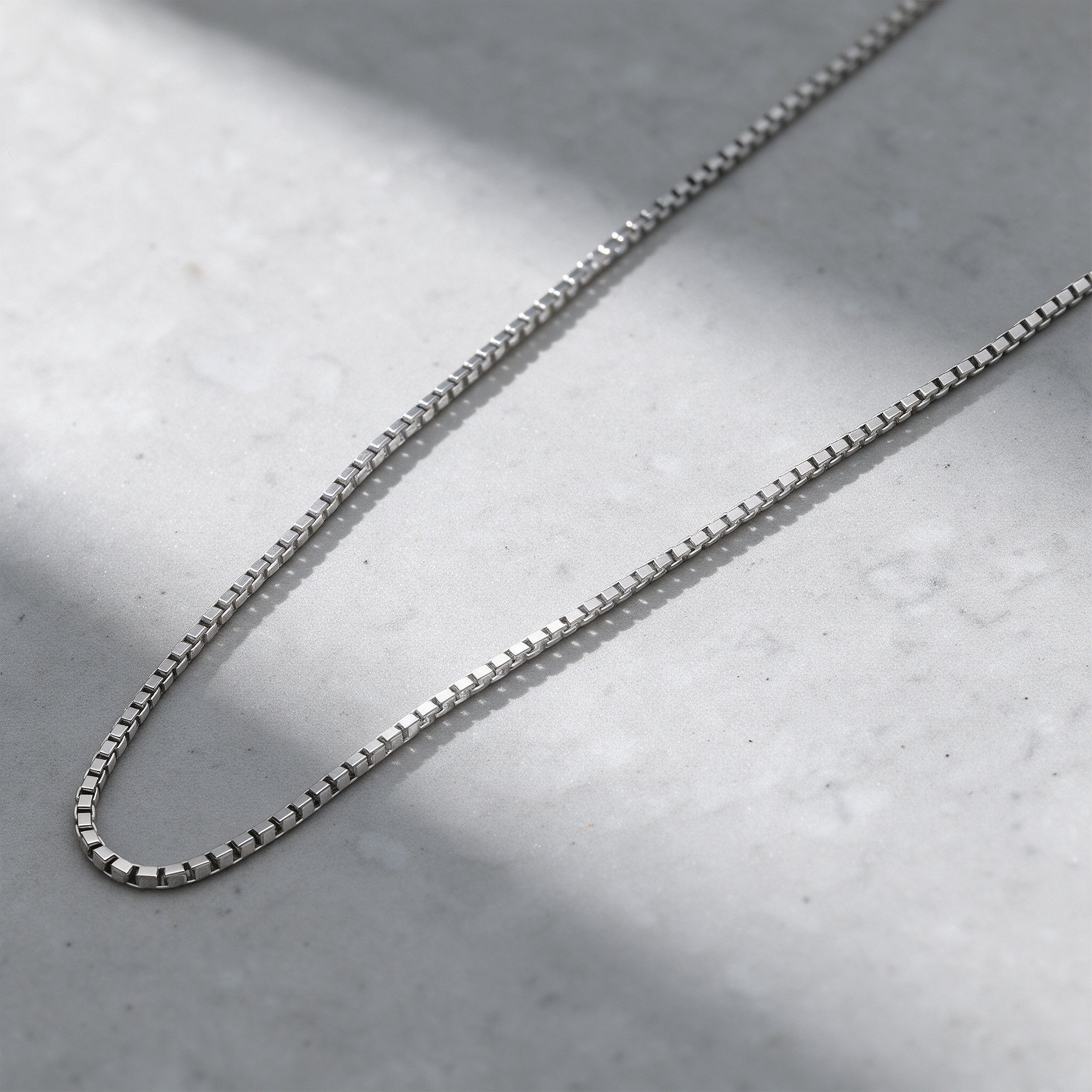 Buy Square Box Link Chain for Men In Platinum | GRT Jewellers