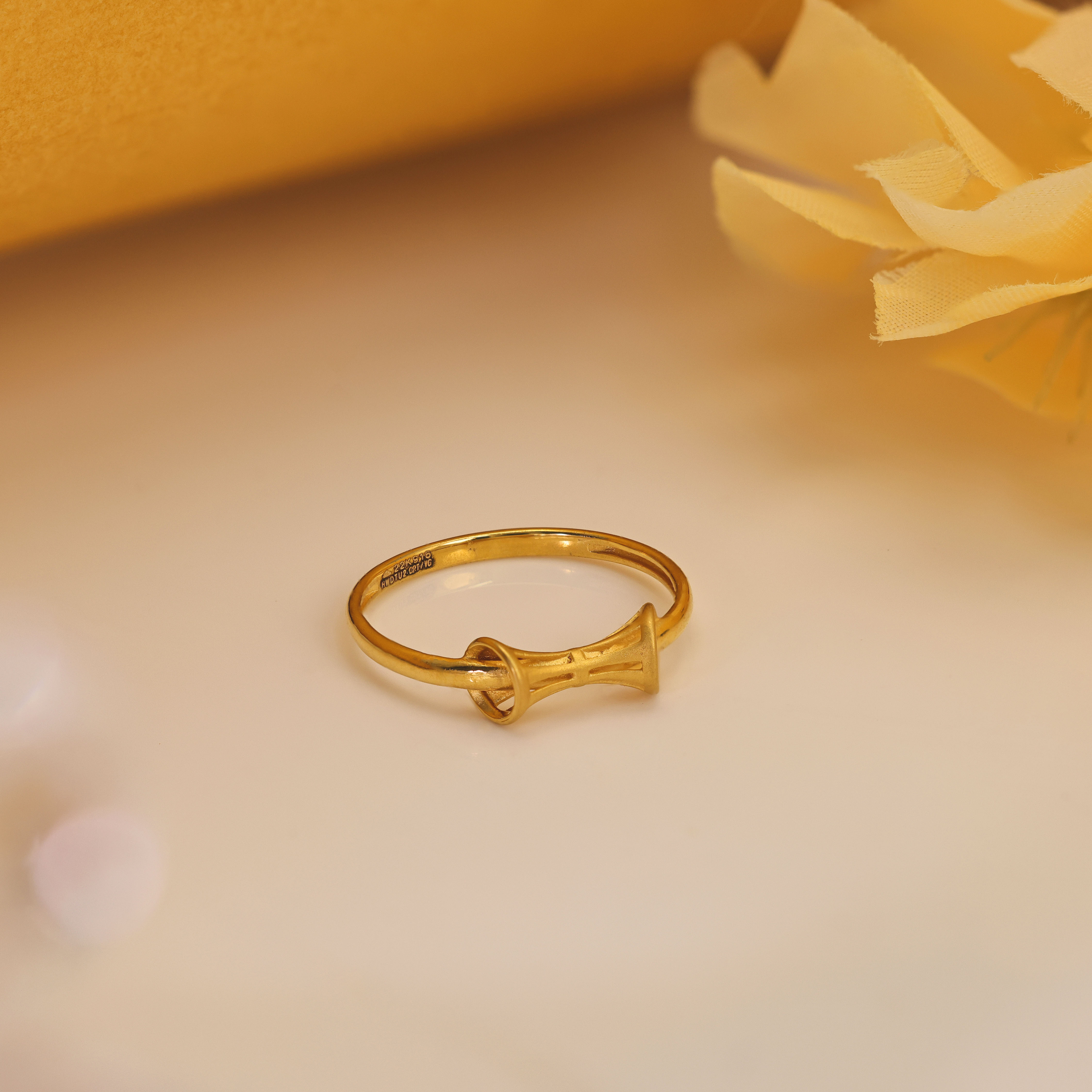 Ornate Tubular Gold Ring