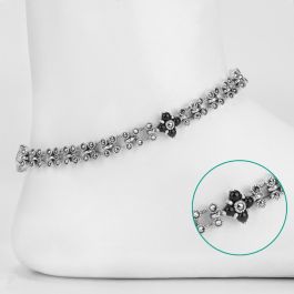 Attractive Stylish Silver Anklets