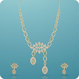 Effulgent Oval Shape Silver Necklace Set