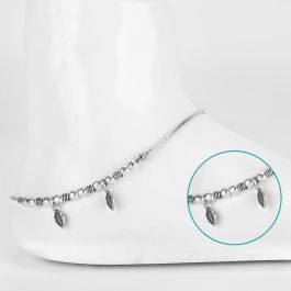 Peppy Leaf Charms Silver Anklets