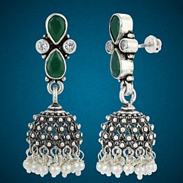 Charming Dew Drop Green Stone With Pearl Silver Earrings