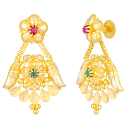 Enticing Floral Pattern Gold Earrings