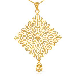 Fashionate Intricate Design Gold Pendant
