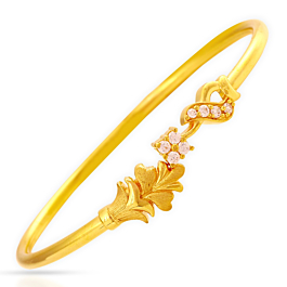 Beloved Open Type Floral Gold Bracelet