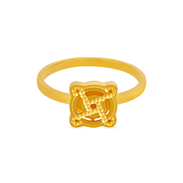 Trendy Sleek Gold Ring