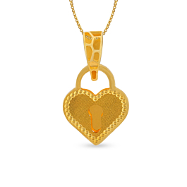 Attractive Heartin Gold Pendant