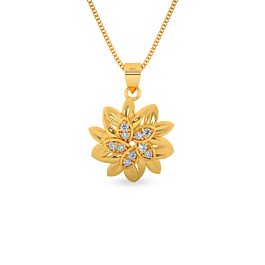 Charismatic Floral Design Gold Pendant