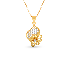 Enamour Floral Style Gold Pendant