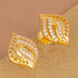 Gold Earrings 17B285915