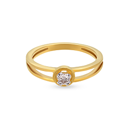 Glossy single Stone Diamond Ring