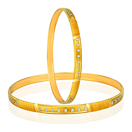 Amazing Trendy Sleek Gold Bangles