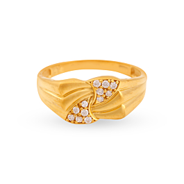 Adoring Mini Fan Design Mens Gold Ring
