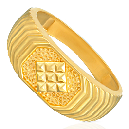 Classic Rhombic Pattern Gold Ring