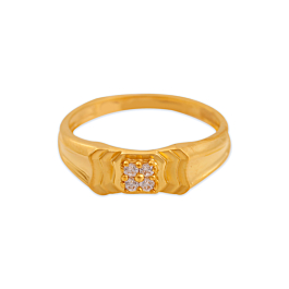 Refulgent Cubical Textured Gold Ring