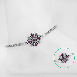 Amiable Floral Silver Anklets