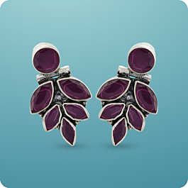Elegant Leaf Design Silver Earrings
