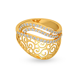 Alluring Swirl Design Gold Ring