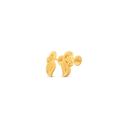 Appealing Mini Leaf Gold Earrings