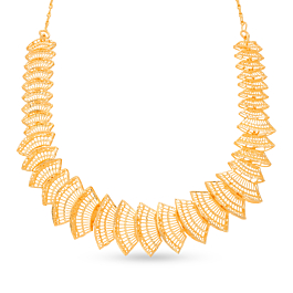 Pretty Fashionable Stylish Short Gold Necklaces