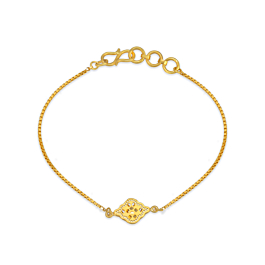 Enchanting Wavy Pattern Gold Bracelet