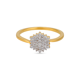 Luxurious Cluster Stone Floral Diamond Ring